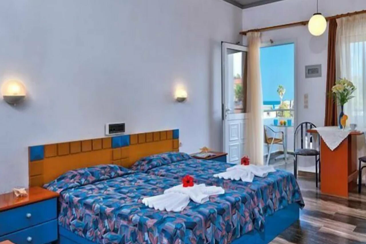 Фото Hotel Koukouras