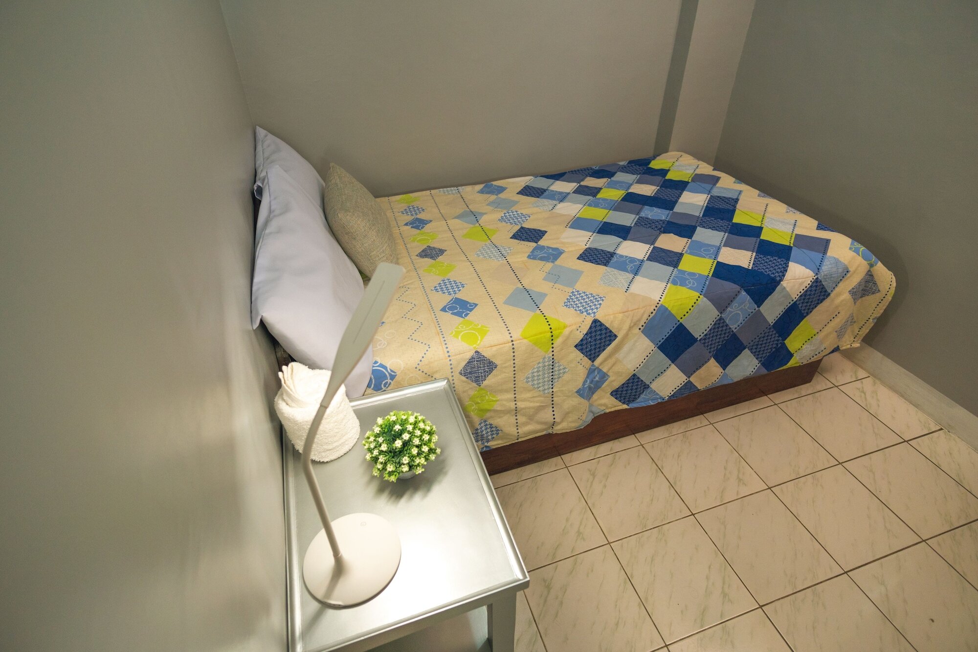 Фото Mellow Apartelle and Tourist Inn