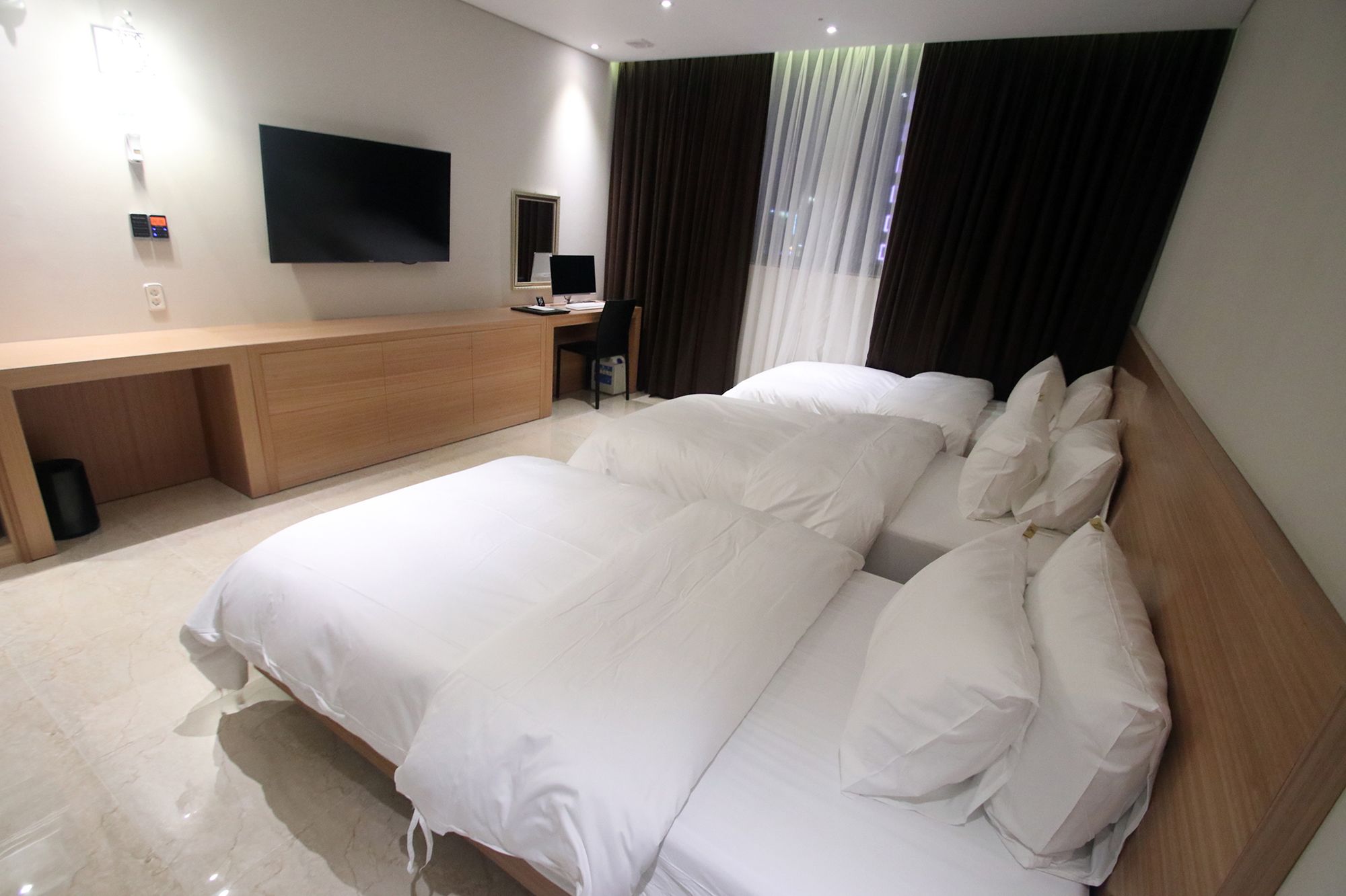 Фото Benikea Yangsan Hotel