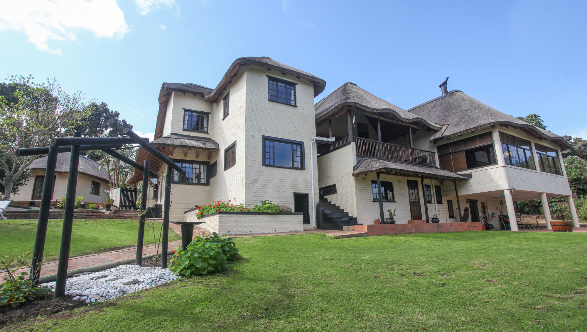 Фото Winelands Villa Guesthouse