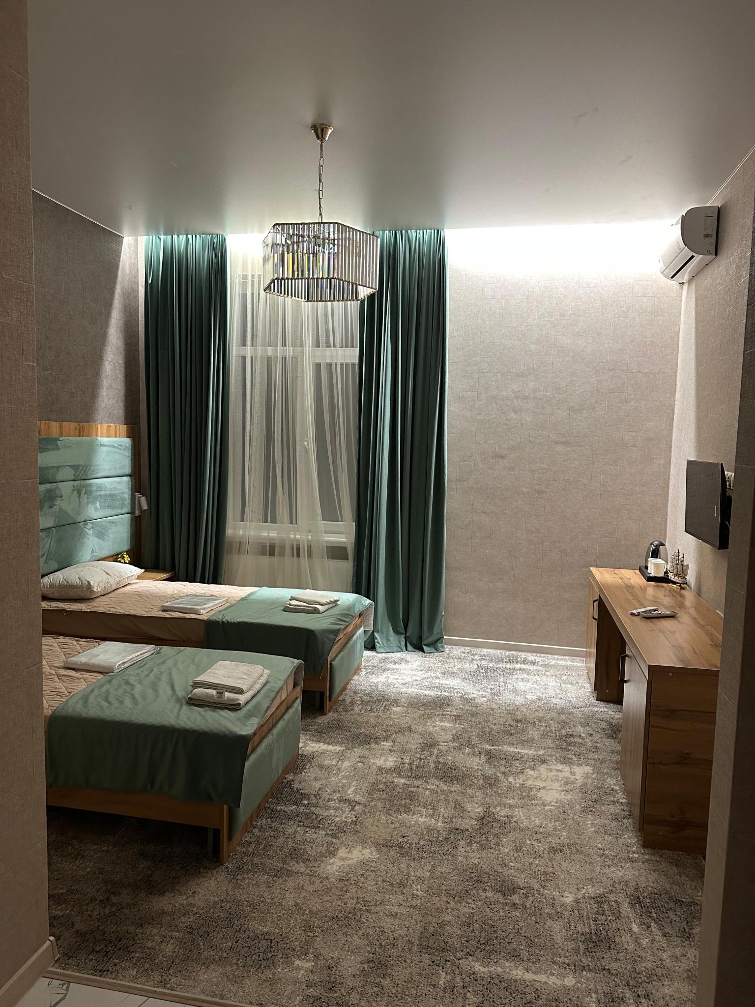 Фото Платан