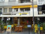 Magnolia Shop Coffee Co. Alsancak (İzmir, Konak, Ali Çetinkaya Blv., 22B) ، مقهى