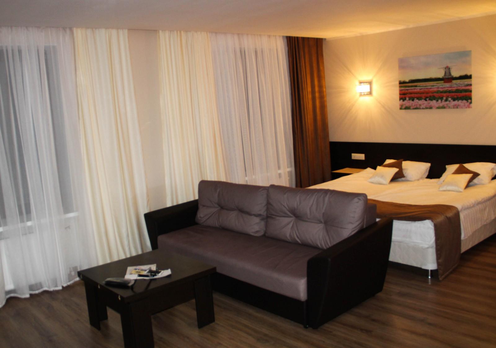 Фото Globus Hotel