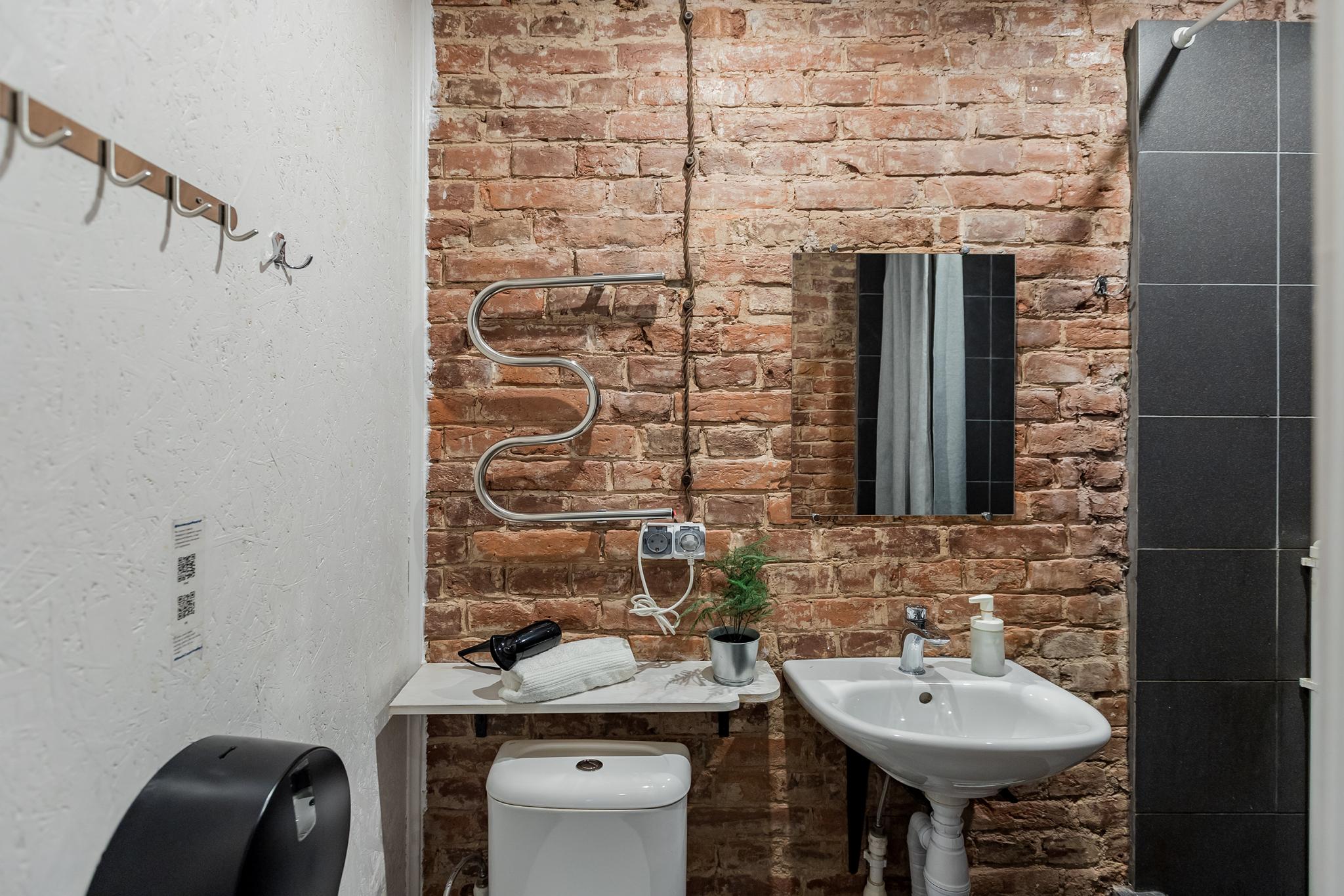 Фото BookCase Hostel