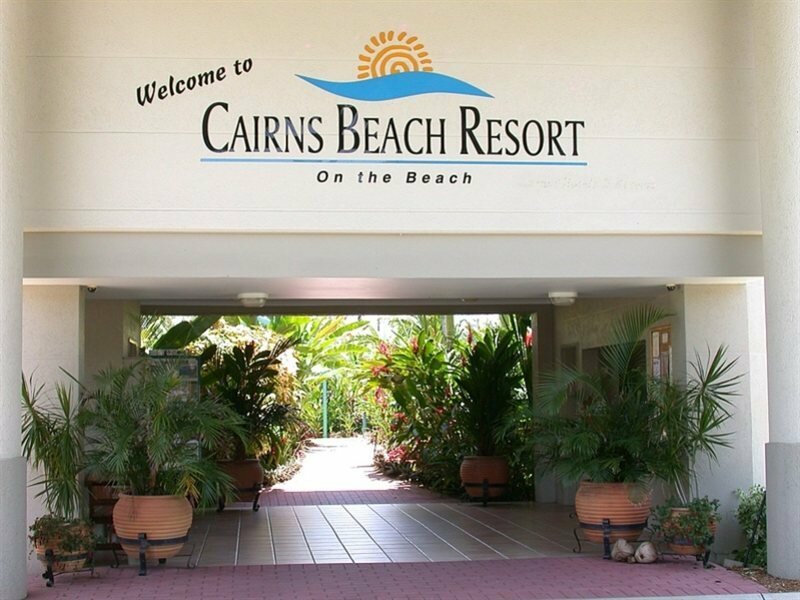 Фото Cairns Beach Resort