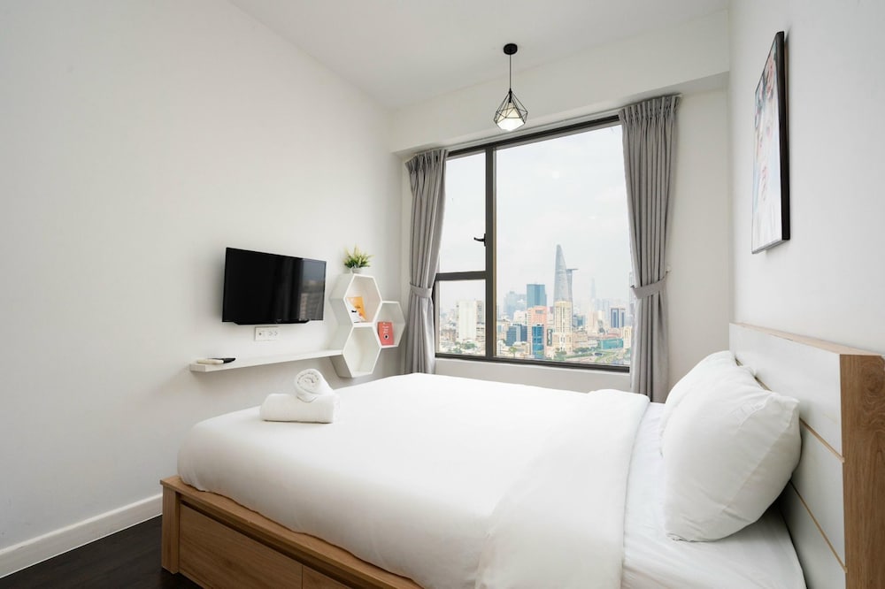 Фото Infinity Pool Signature  Saigon Rivergate