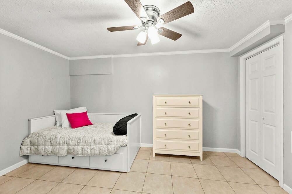 Фото Dock Days by Avantstay Swimming Platform, Dock