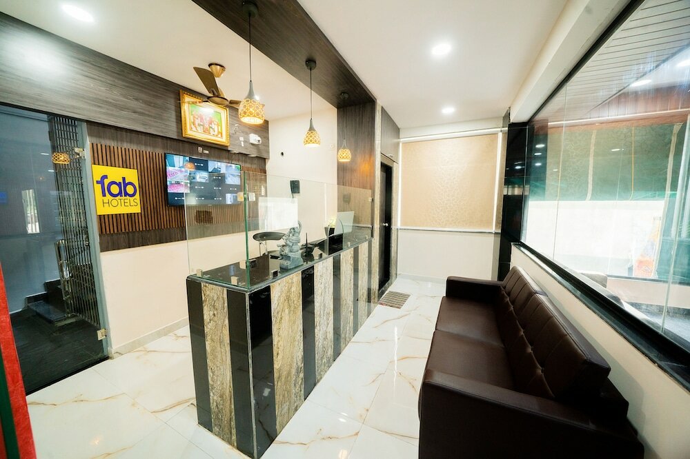 Фото Fabhotel Brk Iconic Residency