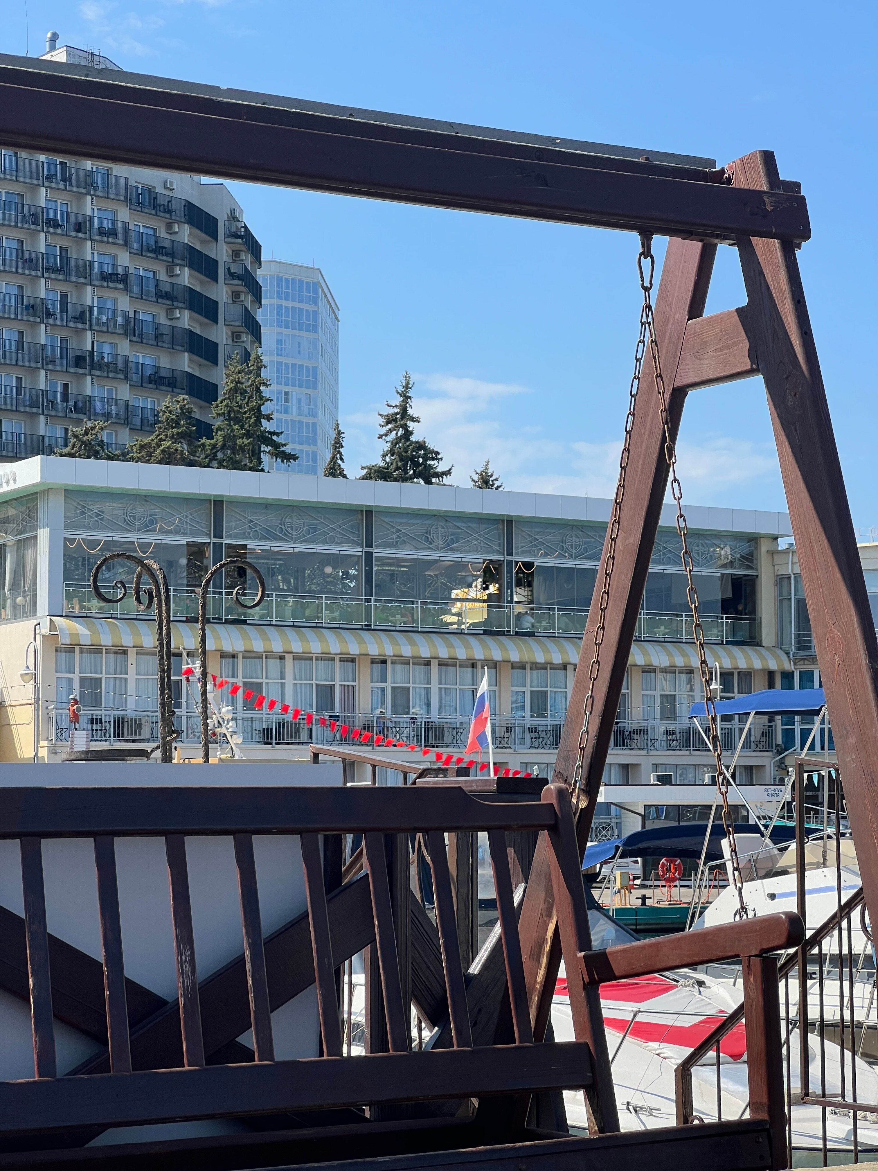 Фото Капитан