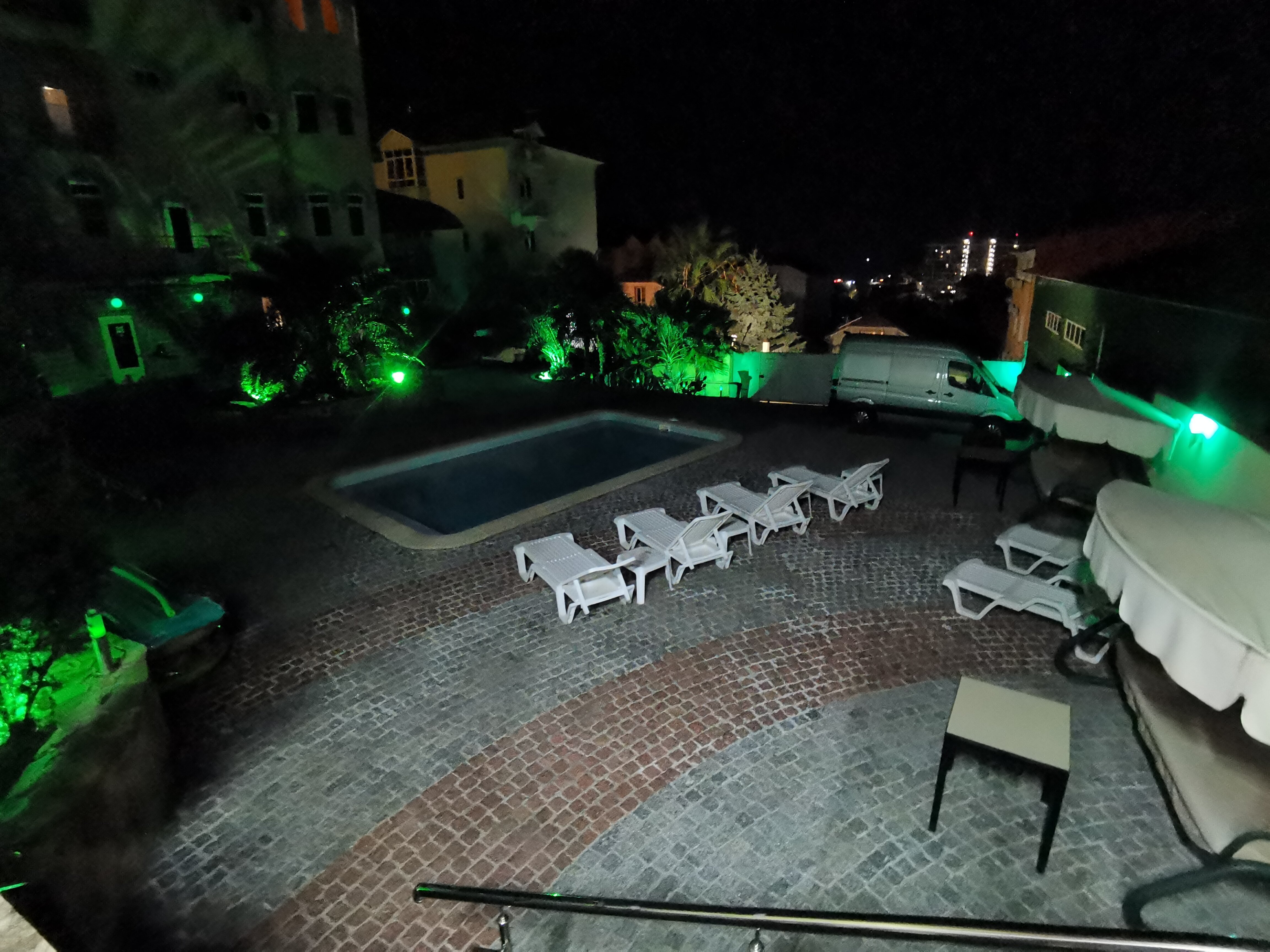 Фото Атлант