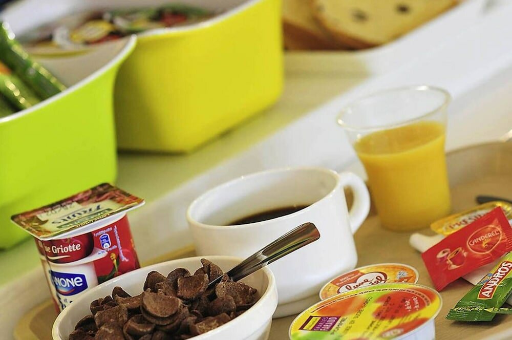 Фото Ibis budget Carcassonne La Cité