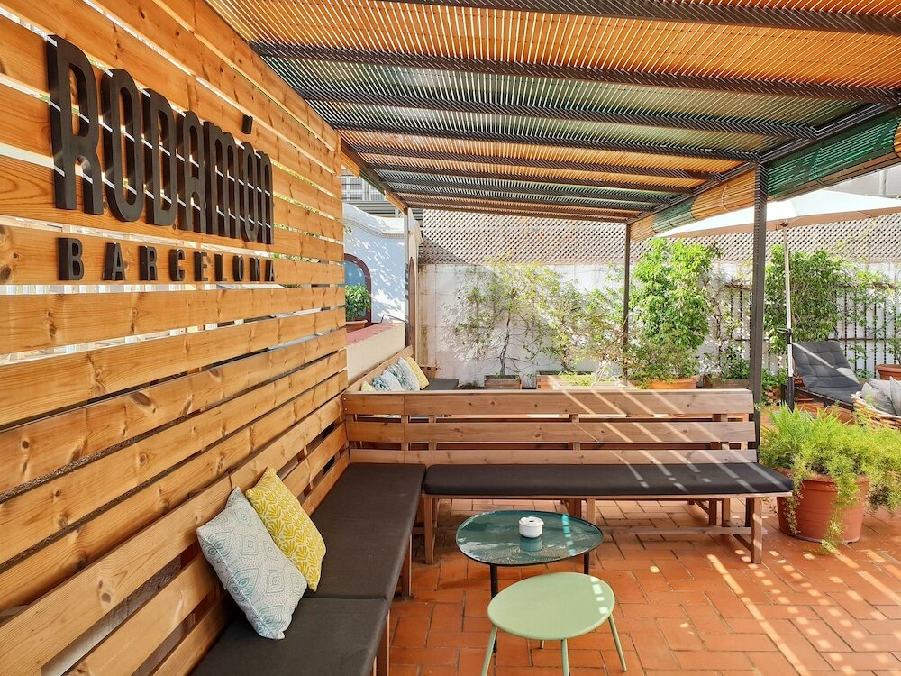 Фото The Central House Barcelona Gracia - Hostel