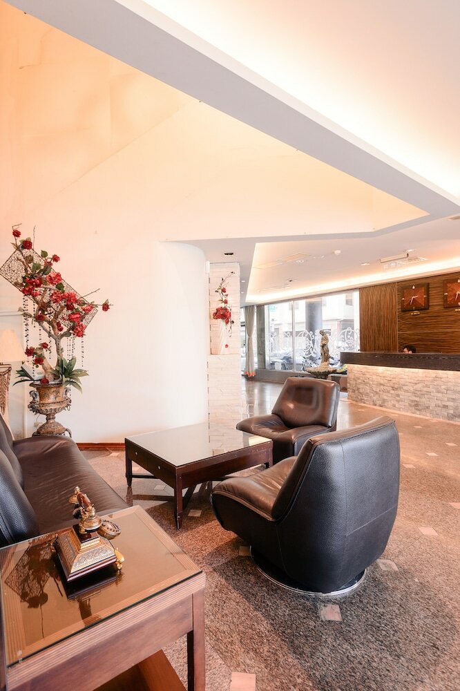 Фото Waugh Den Hotel