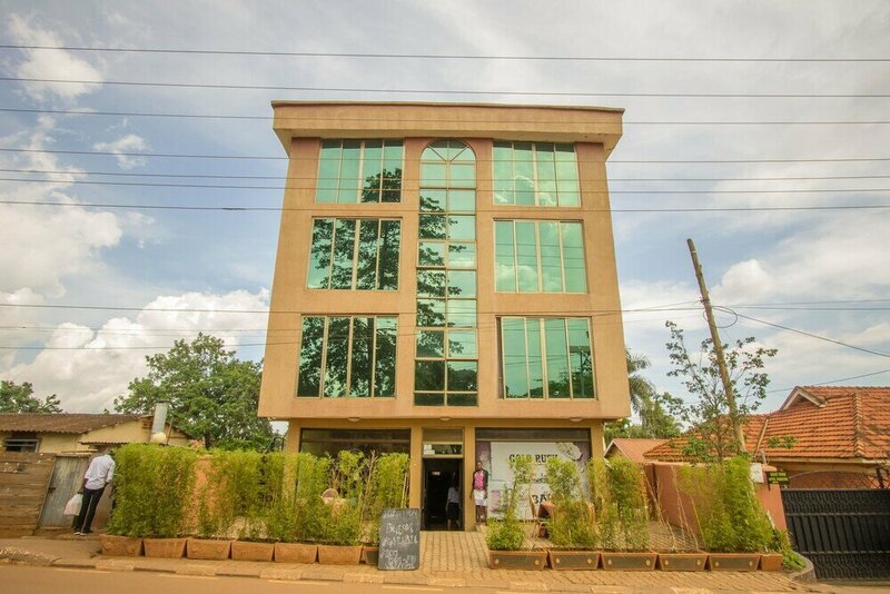 Гостиница Eight Winx Hotel в Кампале