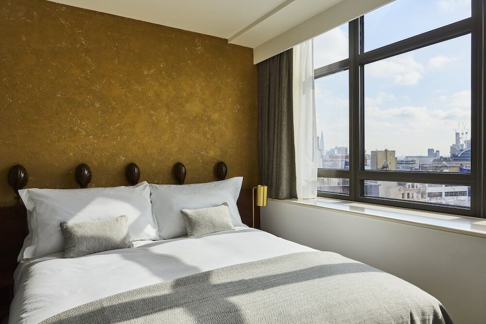 Фото Hotel Indigo London - 1 Leicester Square