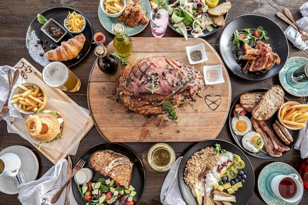 Фото Wild Clover Cottages