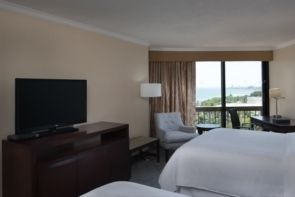 Фото Sheraton Santo Domingo Hotel