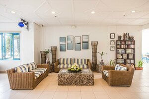 Гостиница Microtel by Wyndham Puerto Princesa