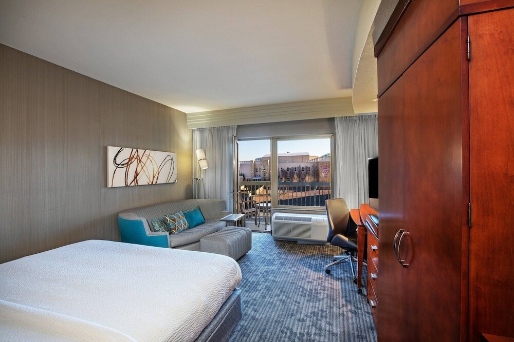 Фото Courtyard by Marriott Dallas Allen at Allen Event Center