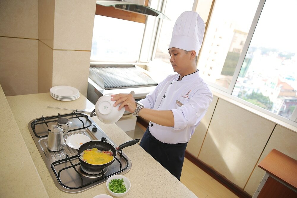 Фото Lotus SaiGon Hotel