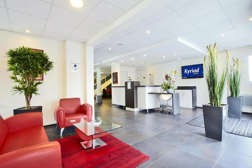 Внешний вид отеля Hôtel Kyriad La Rochelle Centre Ville в Ле Рошели, фото 2