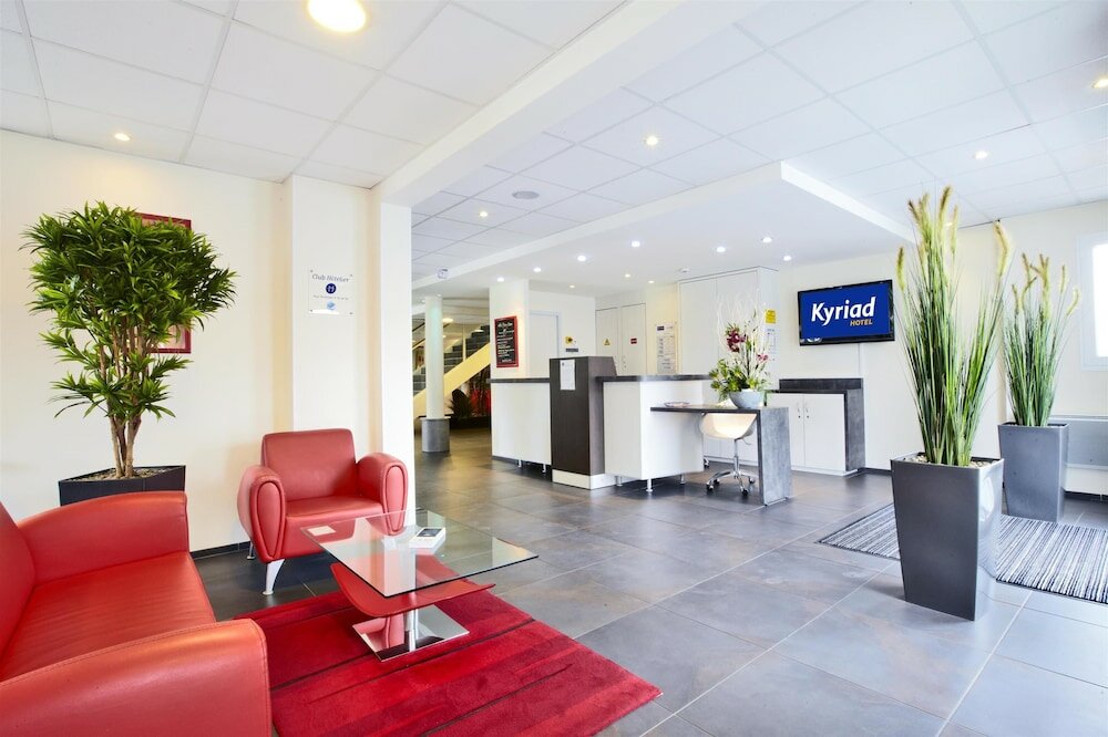 Фото отеля 2