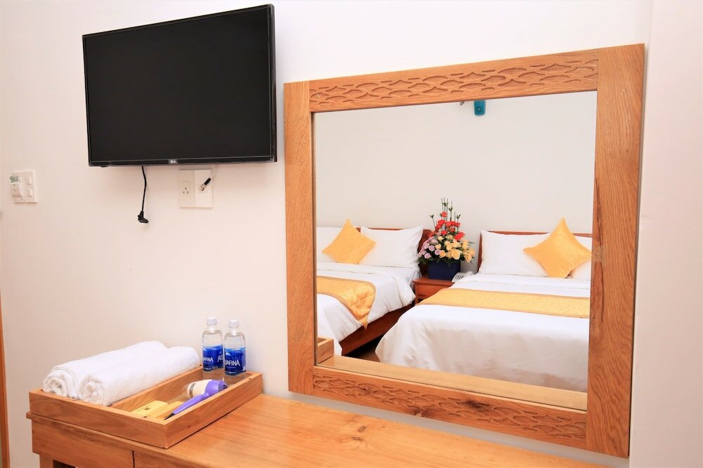 Фото Da Lat Phu Tho Hotel