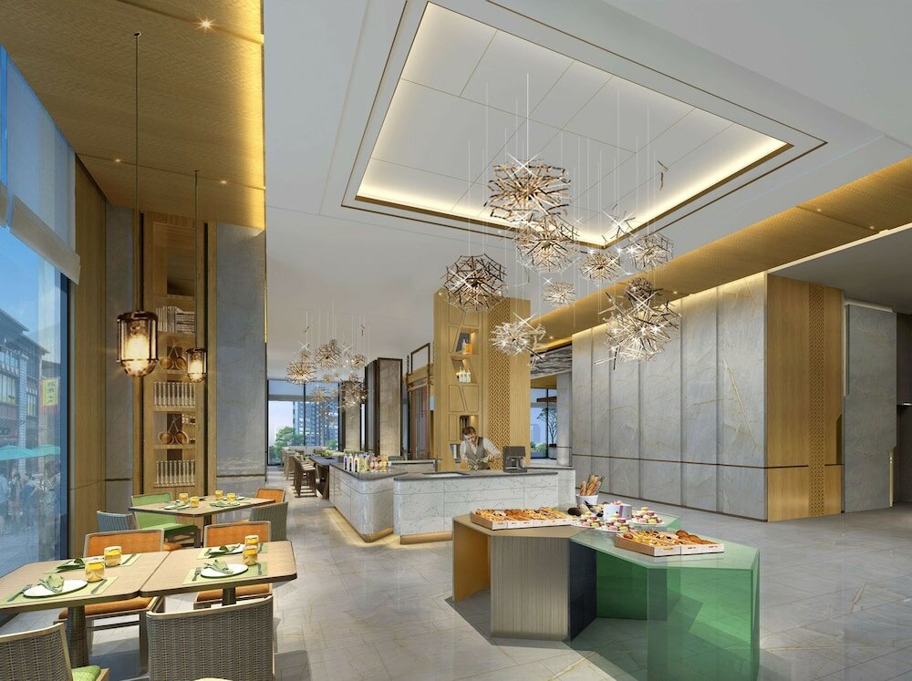 Фото Hilton Garden Inn Nujiang