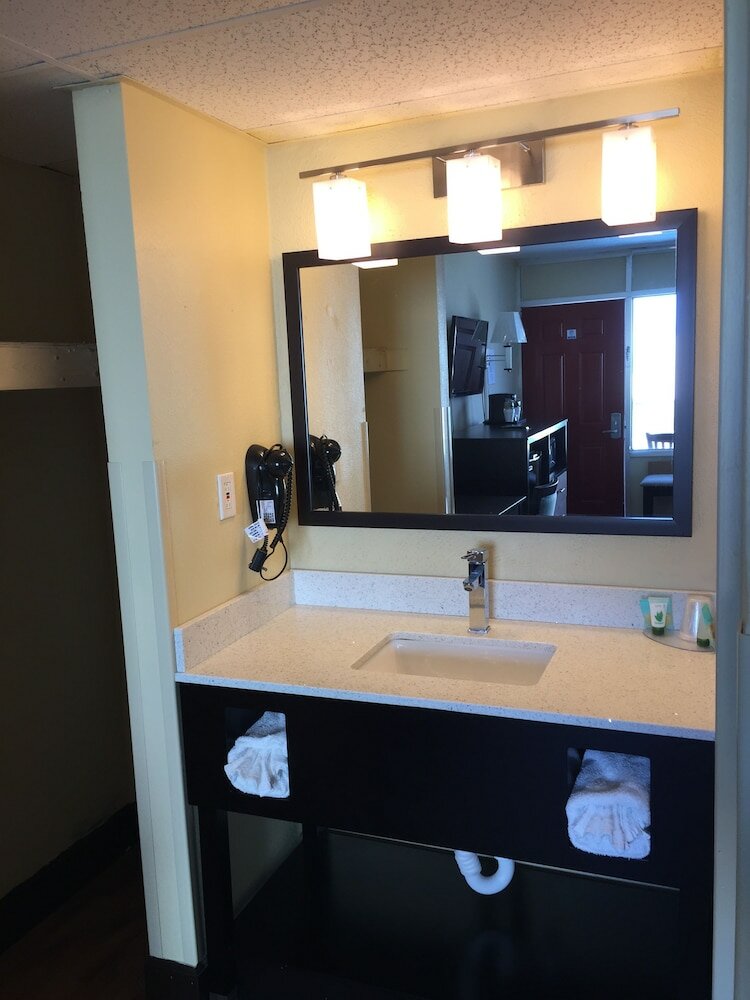 Фото Blu Atlantic Oceanfront Hotel & Suites