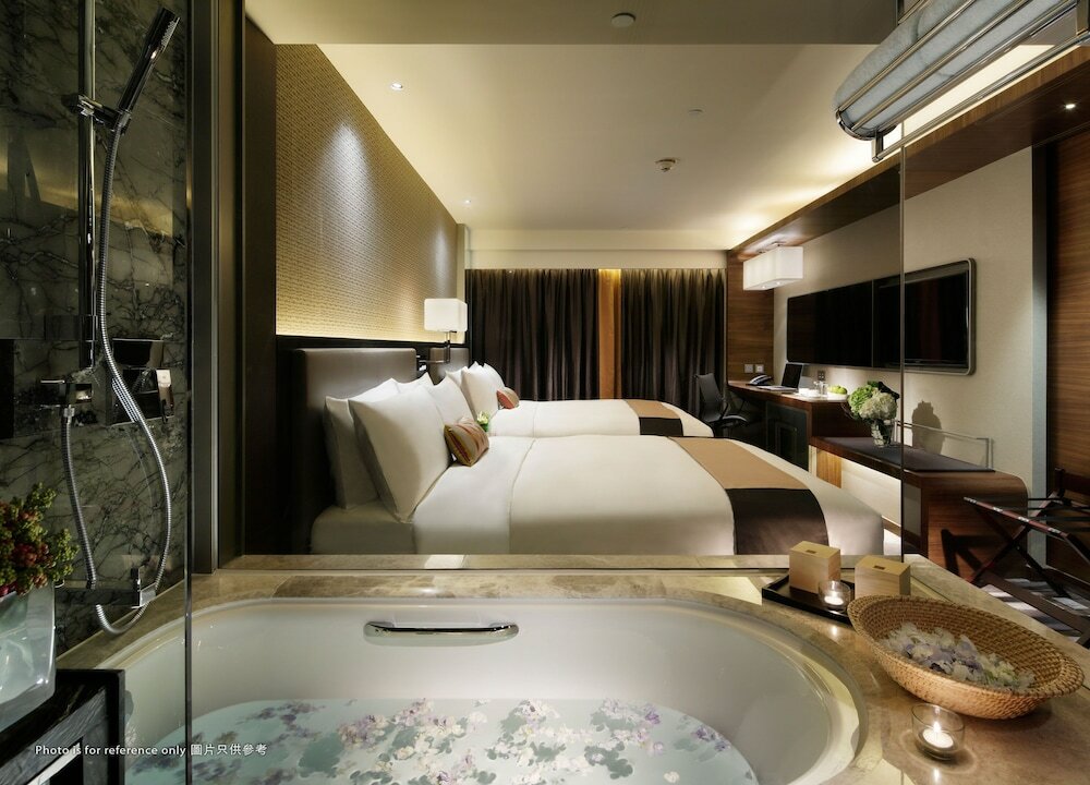 Фото Royal Plaza Hotel