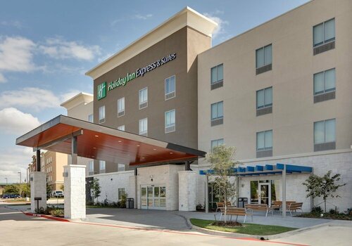 Гостиница Holiday Inn Express & Suites Plano - The Colony, an Ihg Hotel в Льюисвилле