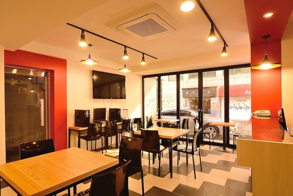 Фото Red Guest House