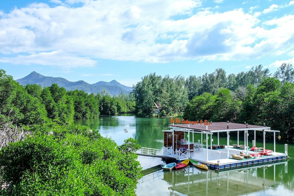 Фото Bhu Tarn Koh Chang Resort and SPA