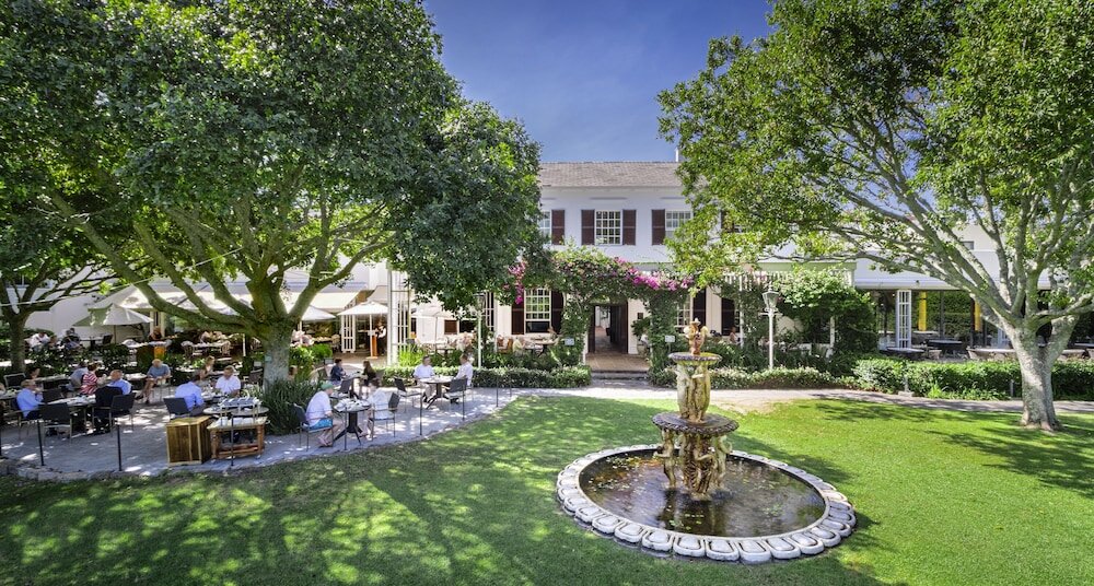 Фото Vineyard Hotel