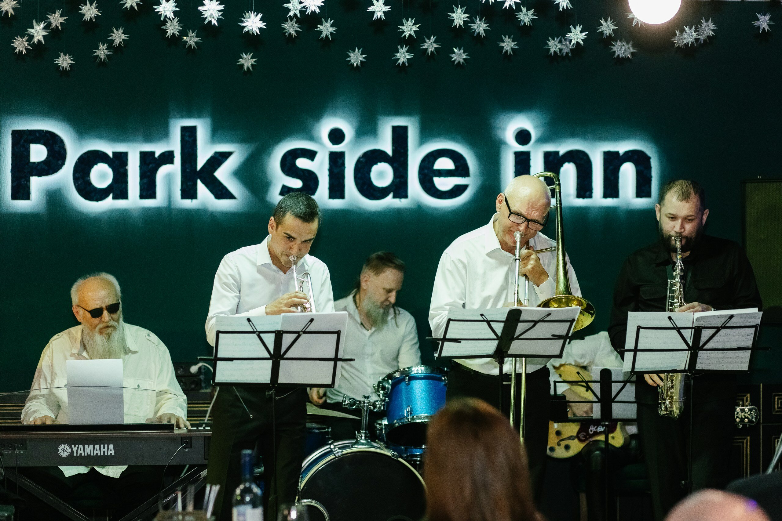 Фото Park Side Inn