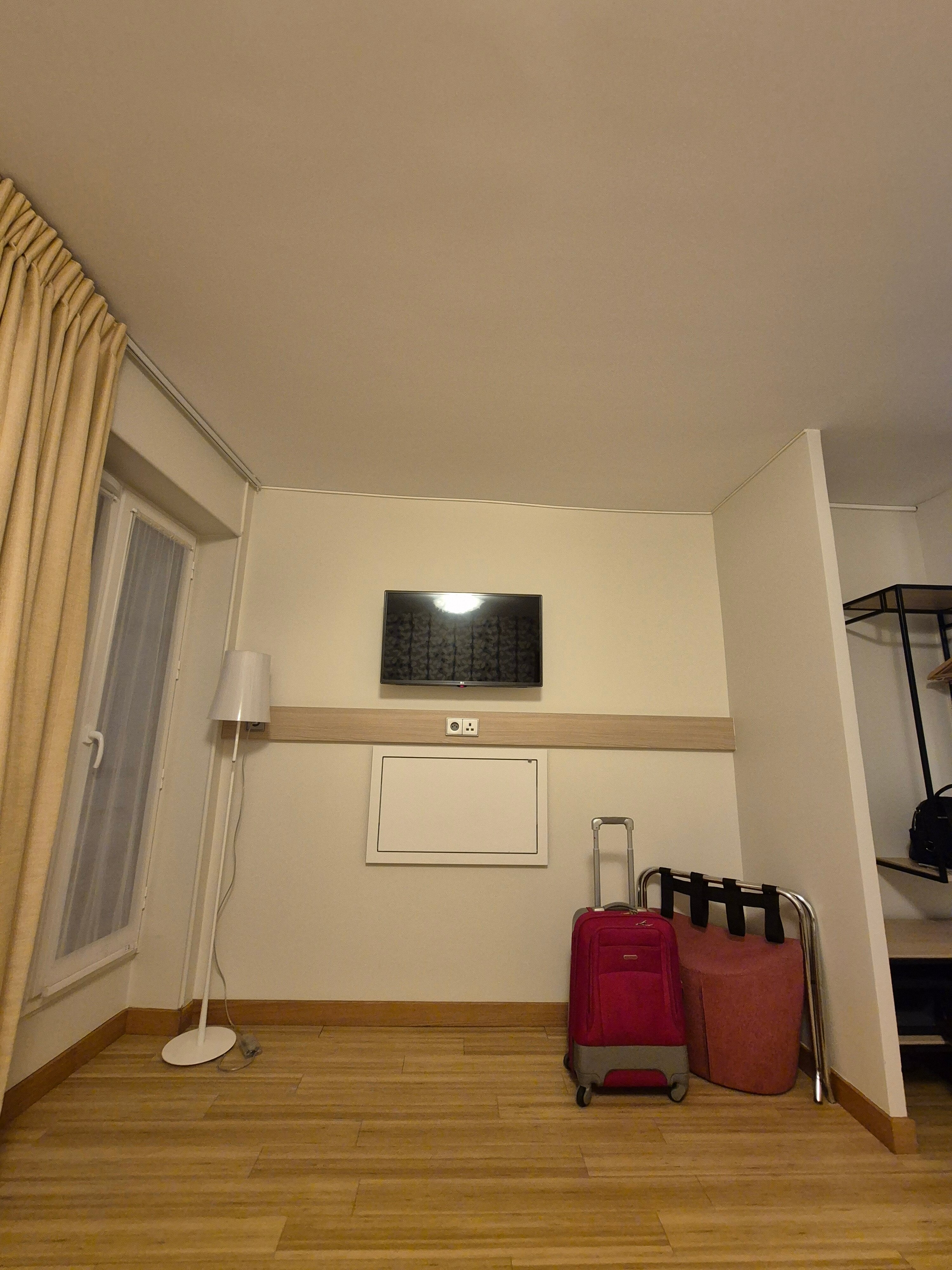 Фото Hotel Hor Les Lumières