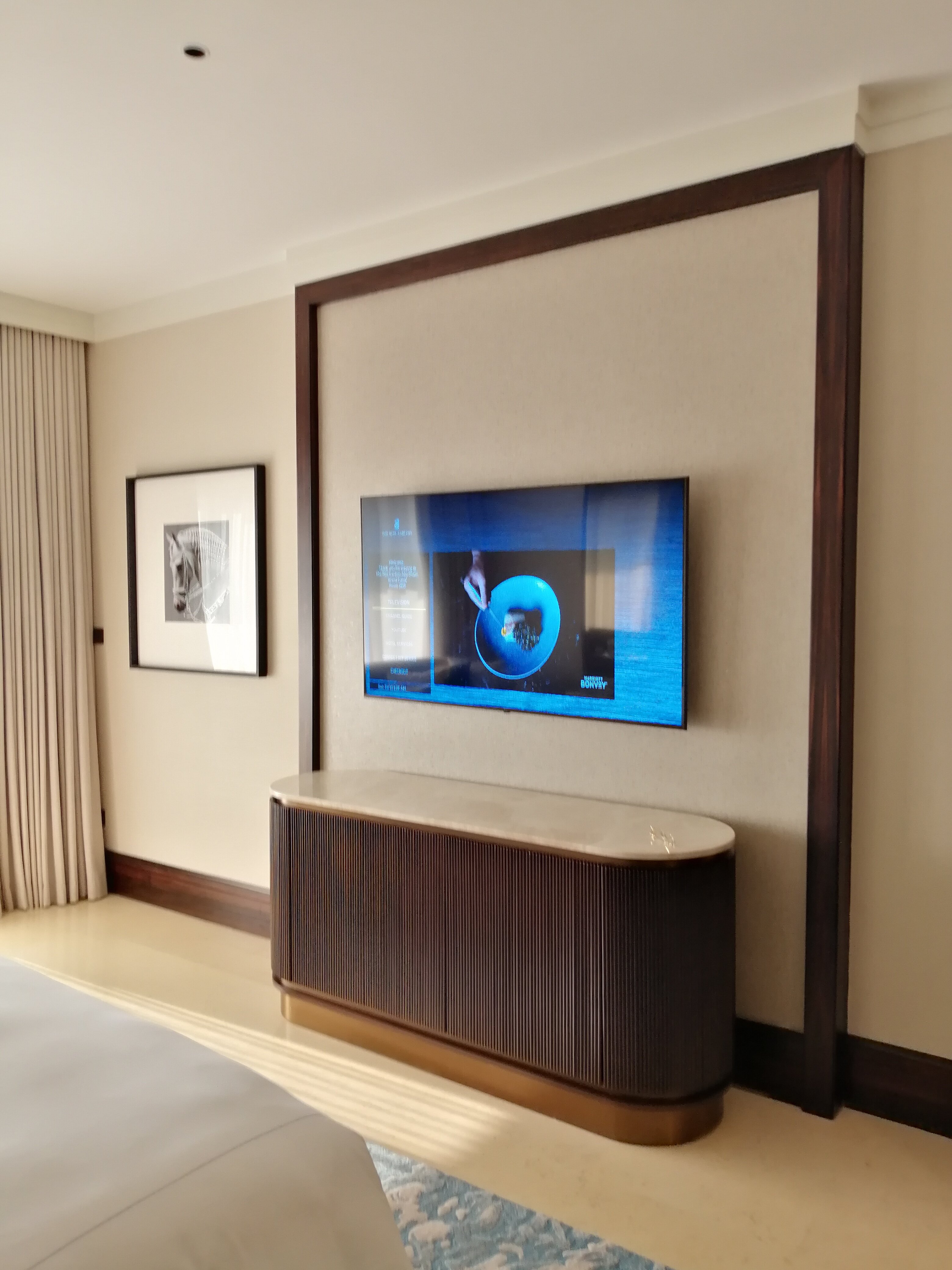 Фото The Ritz Carlton Abu Dhabi Grand Canal