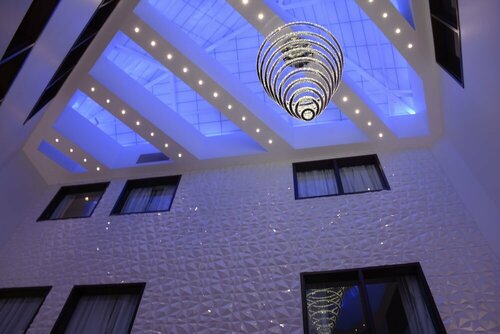 Гостиница Est Hotel в Торонто