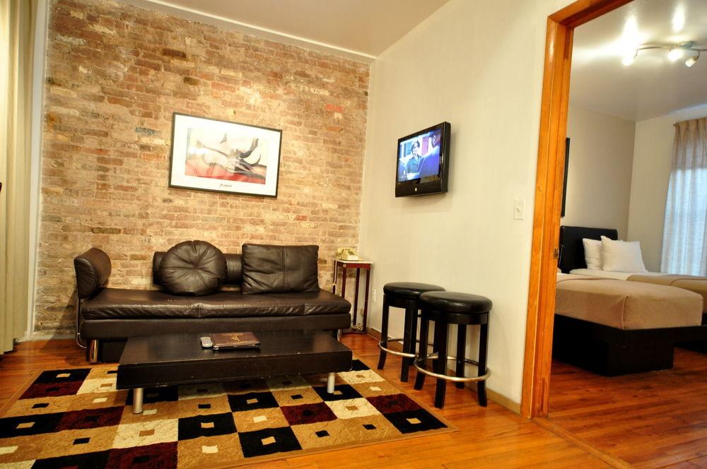 Фото Off Soho Suites Hotel