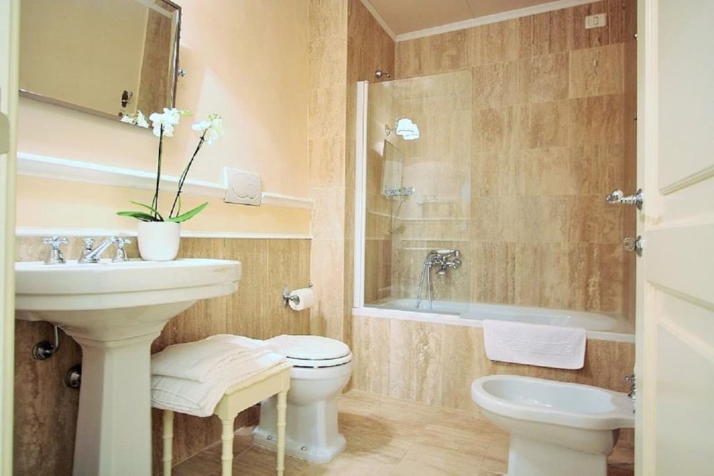 Фото Granduomo Charming Accomodation