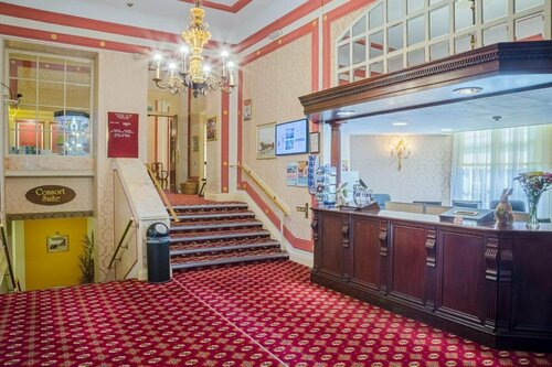 Гостиница Queens Hotel