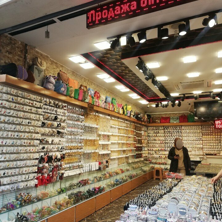 Bijuteriler Moda Accessories, İstanbul, foto