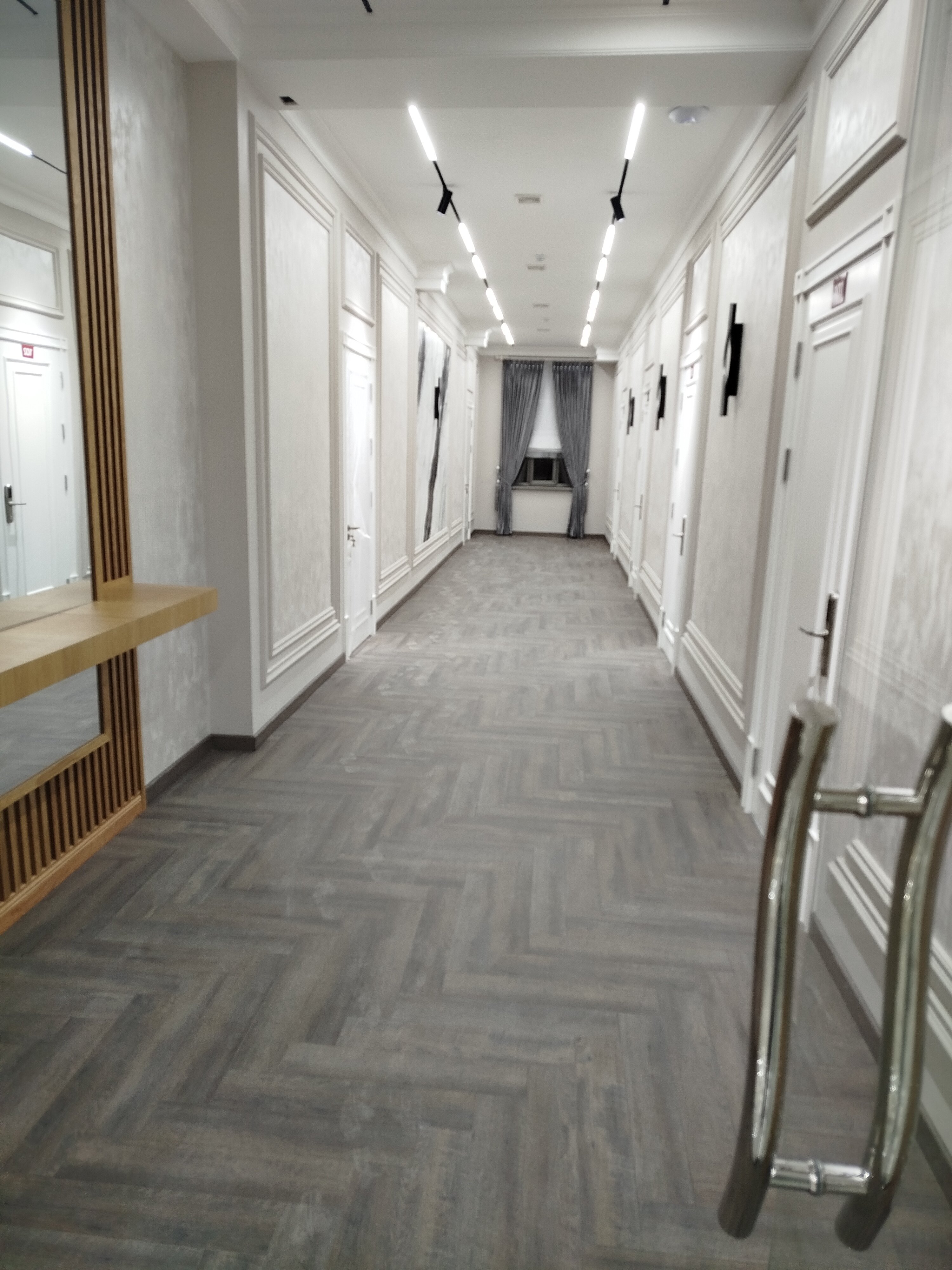 Фото Reikartz Qarshi Hotel