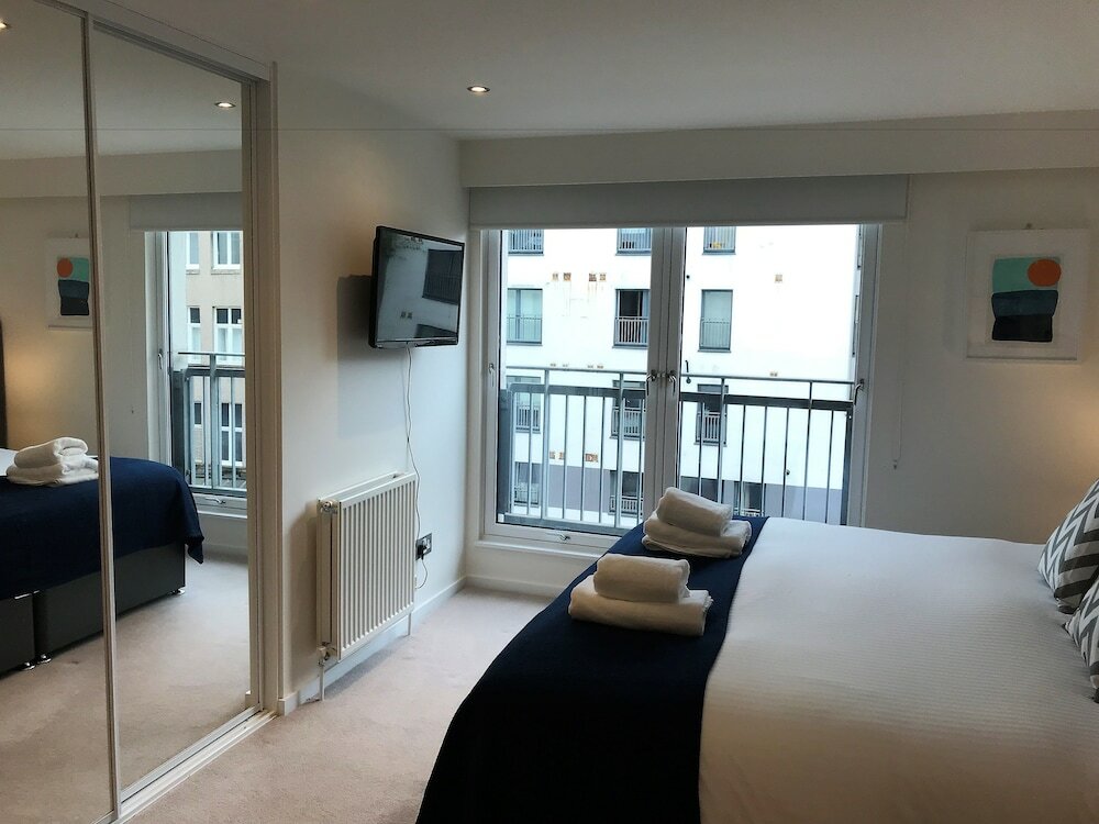 Фото Tolbooth Apartments