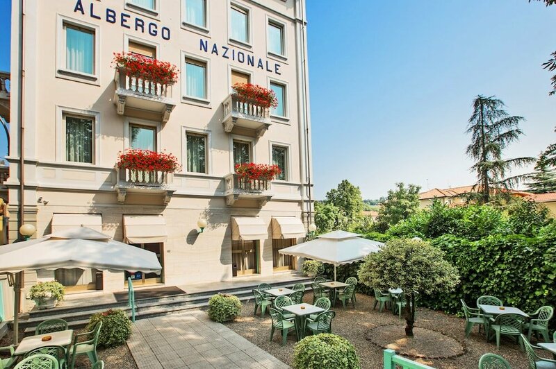 Гостиница Albergo Nazionale в Сальсомаджоре-Терме