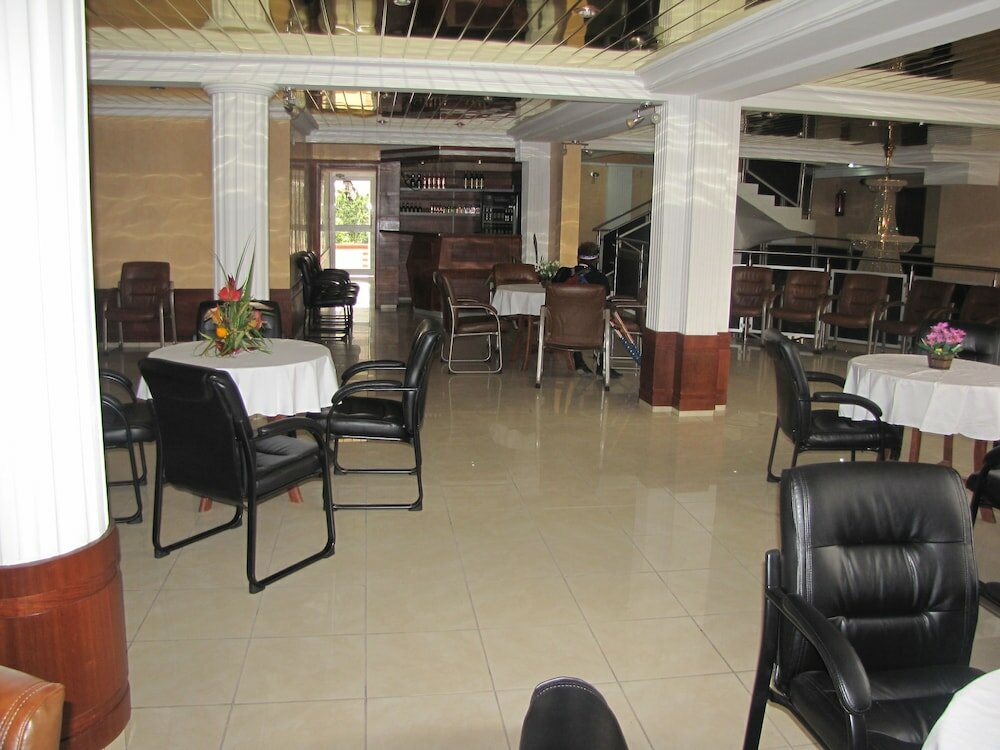 Фото Afrique Hotel Douala Airport