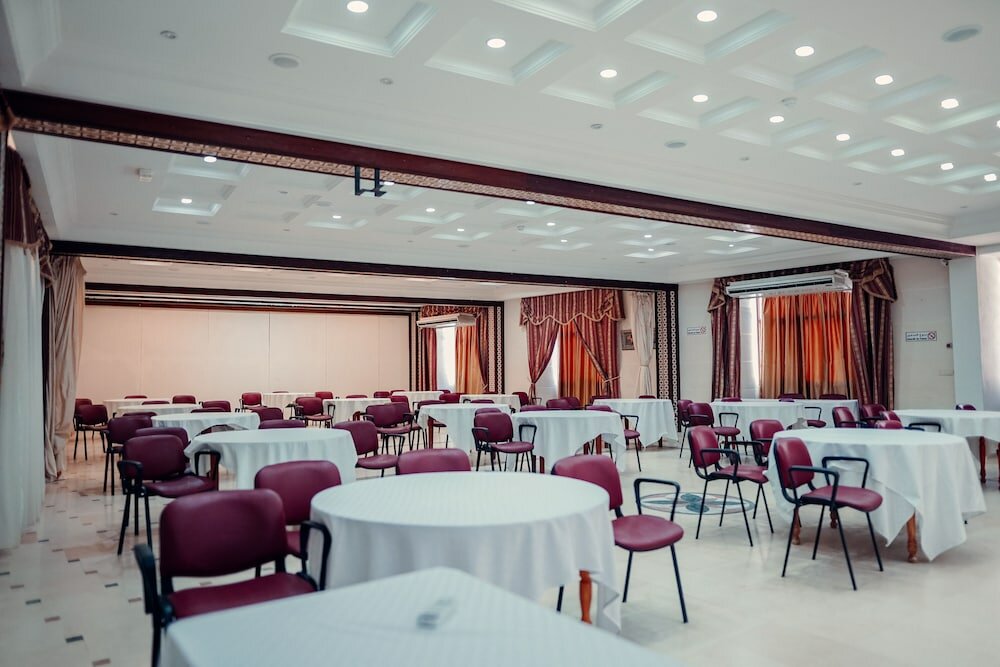 Фото Oasis Hotel Gabes