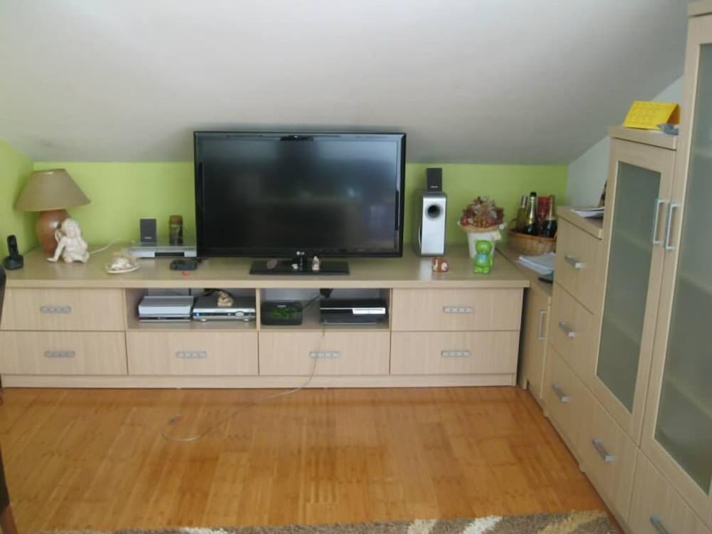 Фото Apartments Zelic Tucepi