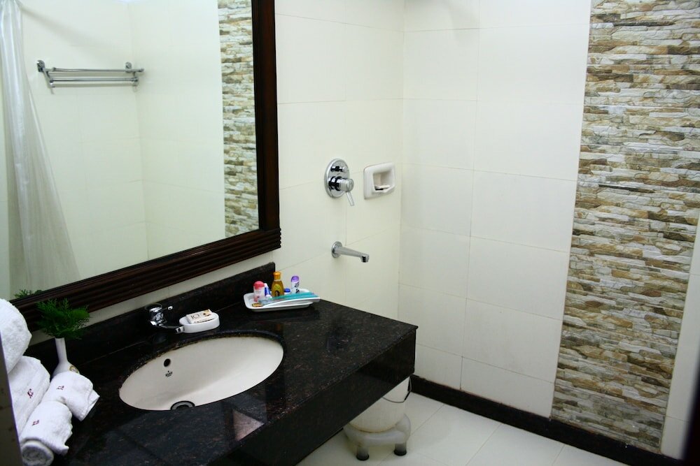 Фото Kasauli Castle Resort