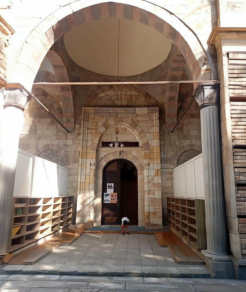 Mosque Kisla Mosque, Ulukisla, photo